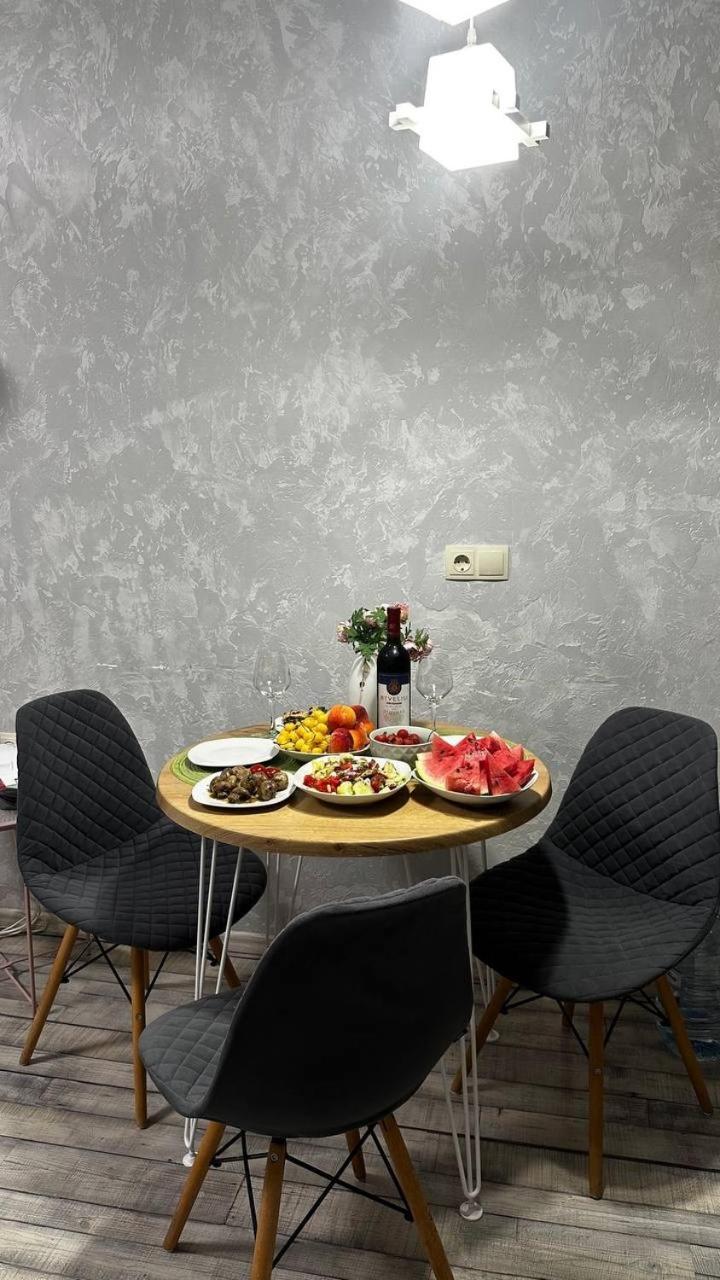 Pirosmani 18D, 14 Floor Apartment Batumi Bagian luar foto